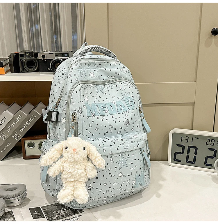 Schulrucksack mit Sternenprint und vielen Fächern
