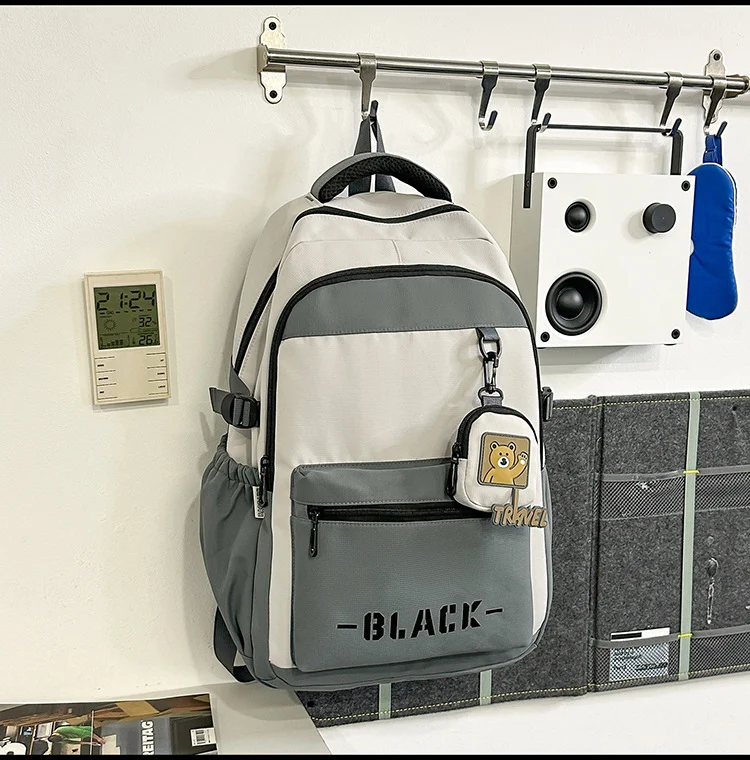 Lässiger Reise-Schulrucksack mit mehreren Fächern