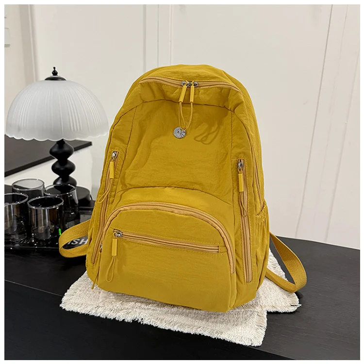 Lässiger Wander-Schulrucksack mit mehreren Fächern