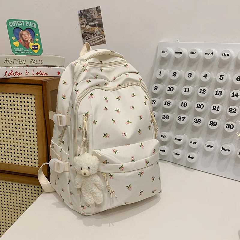 Eleganter Rucksack mit Blumendruck