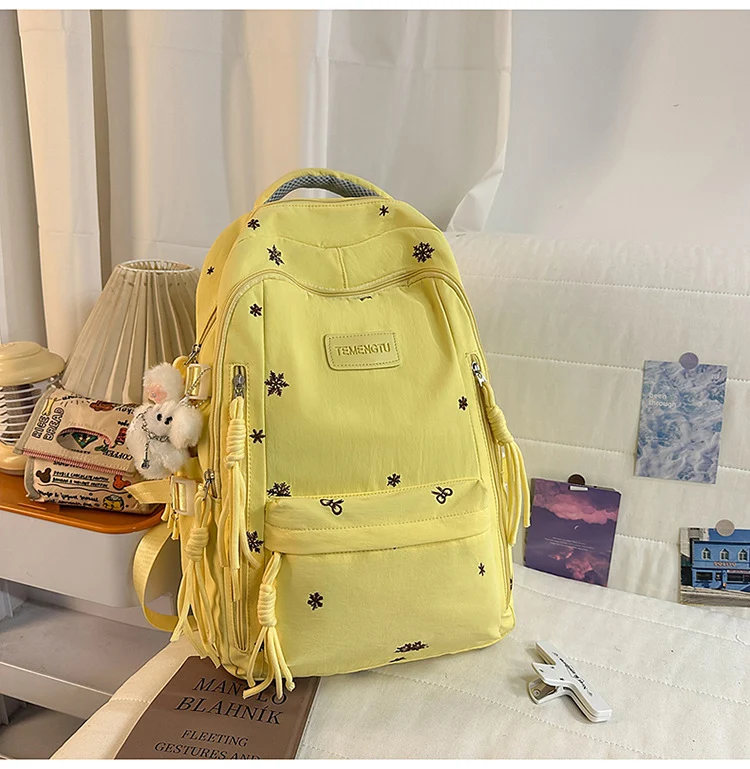 Eleganter bestickter Schulrucksack