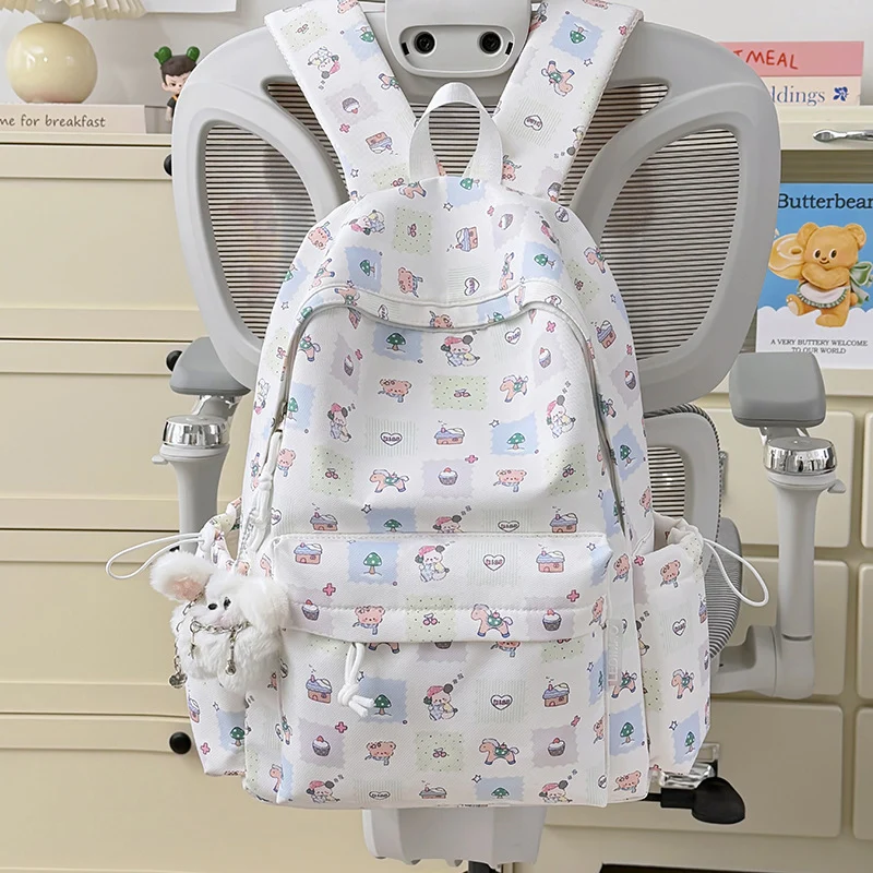 Niedlicher Schulrucksack mit Cartoon-Muster