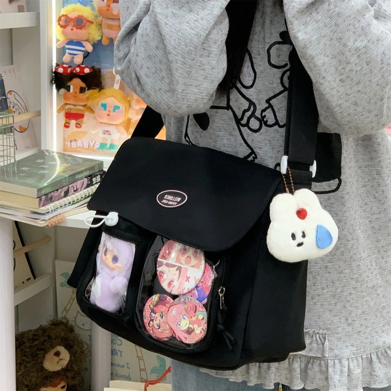 Schulrucksack im Messenger-Stil mit vielen Fächern
