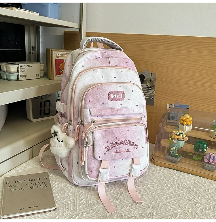 Schulrucksack mit Galaxie-Design und vielen Fächern