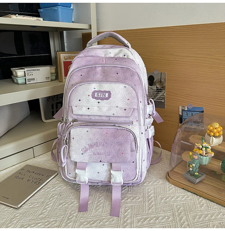 Schulrucksack mit Galaxie-Design und vielen Fächern