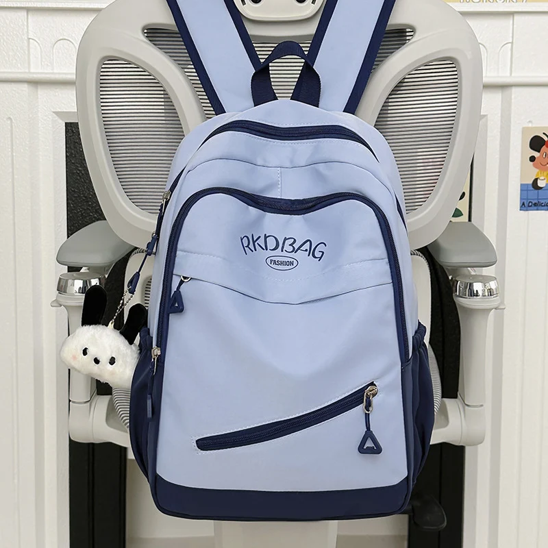 Alltags-Schulrucksack mit vielen Fächern