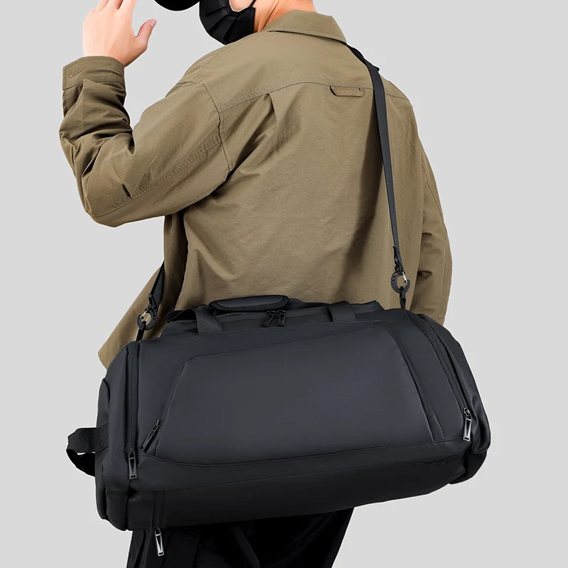 Sport- und Reisetasche mit separatem Schuhfach und vielseitigem Stauraum Skanto