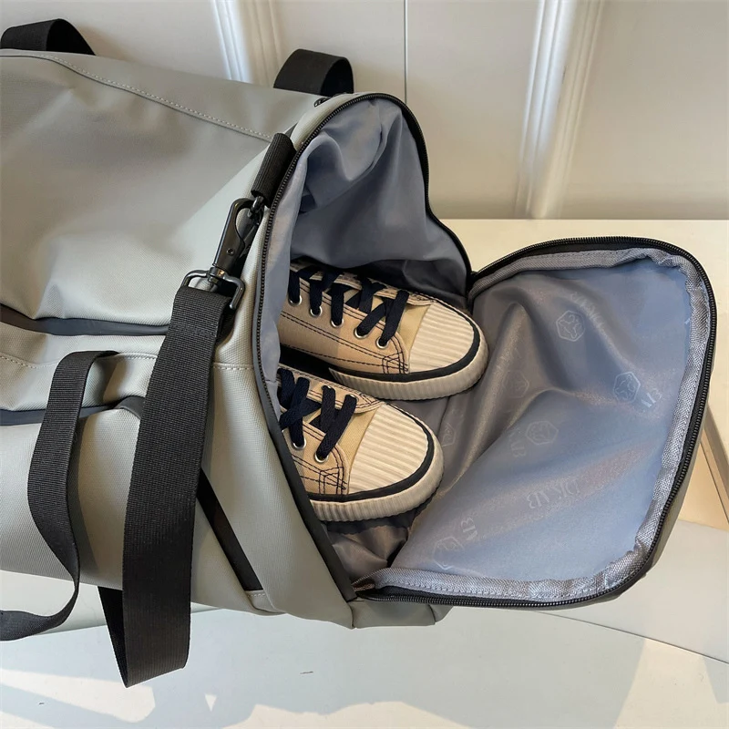 Sport- und Reisetasche mit isoliertem Kühlfach Skanto