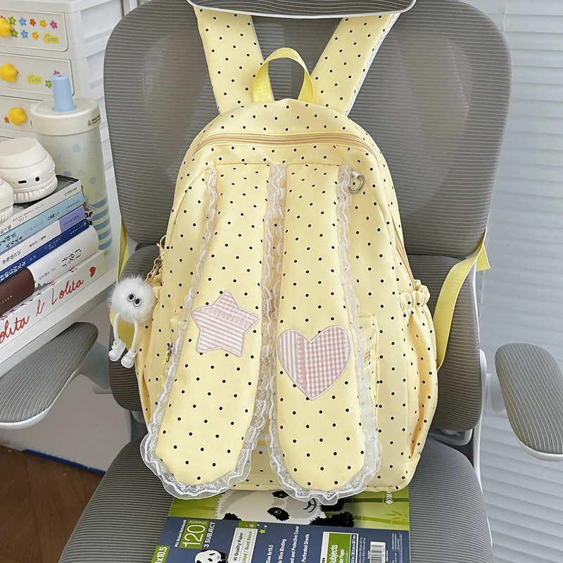 Niedlicher Schulrucksack im Hasenohren-Design