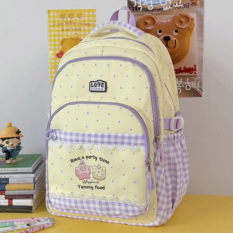 Dekorativer Schulrucksack mit Polka-Dot-Muster