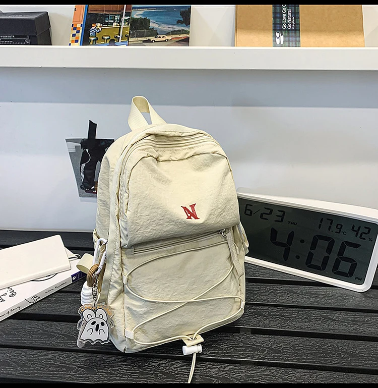 Leichter urbaner Schulrucksack