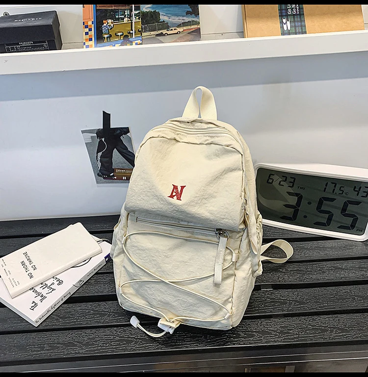 Leichter urbaner Schulrucksack