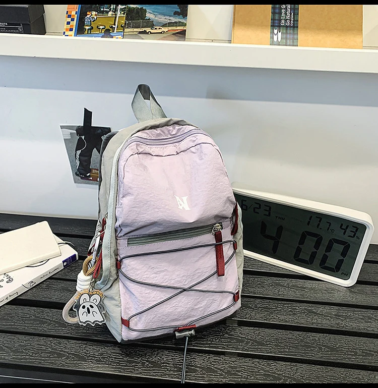 Leichter urbaner Schulrucksack