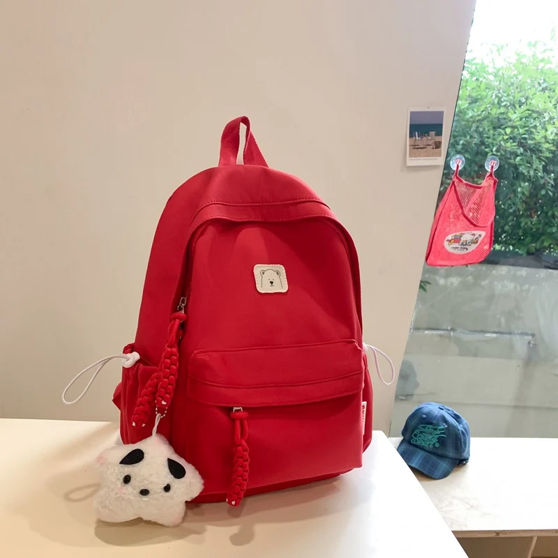 Leichter Schulrucksack mit niedlichem Charakter-Motiv