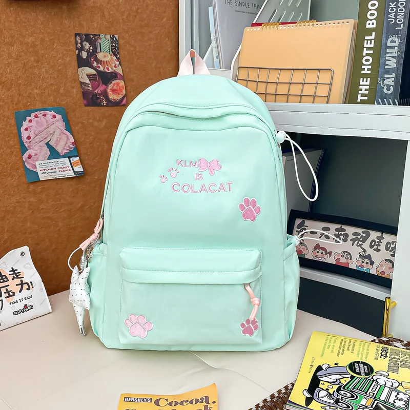 Niedlicher Schulrucksack im Anime-Stil