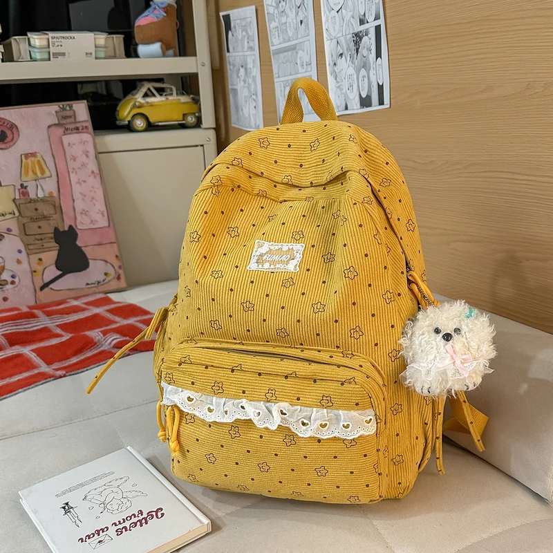 Dekorativer, verzierter Schulrucksack
