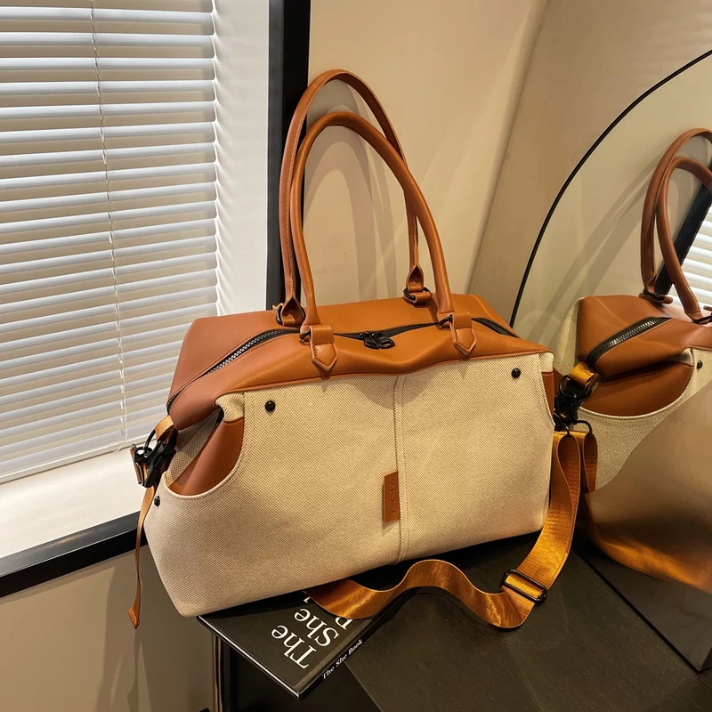 Praktische Handtasche im modernen Design Skanto