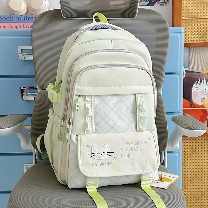 Niedlicher Schulrucksack im Charakter-Design