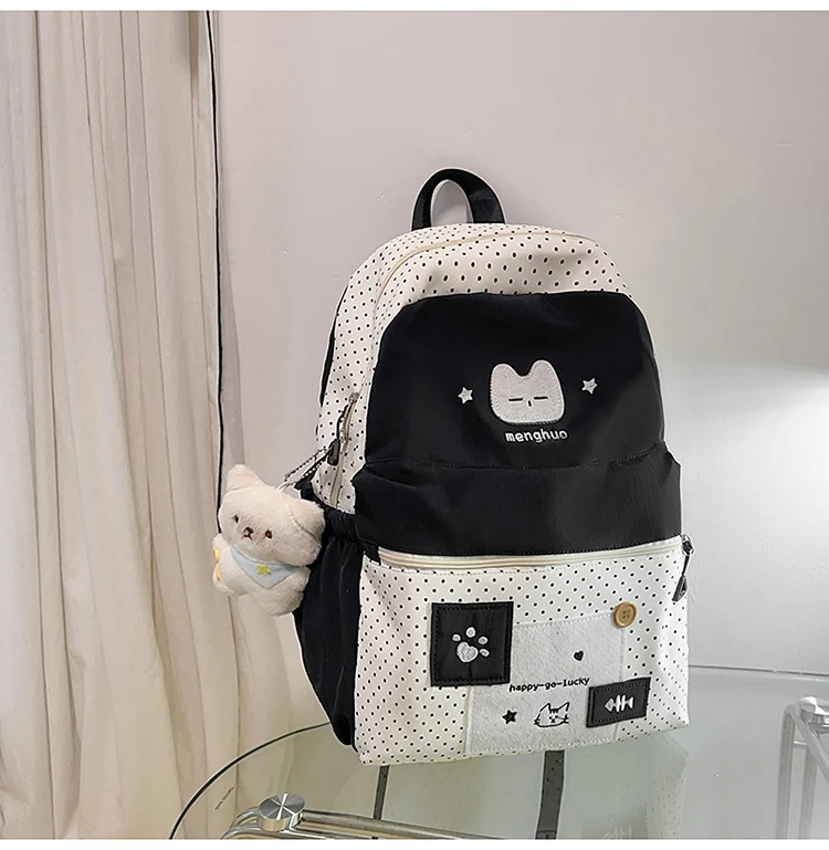 Niedlicher Schulrucksack im Charakter-Design