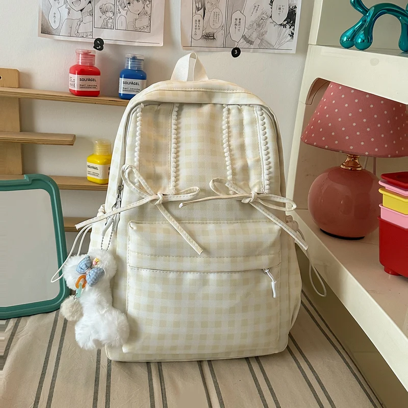 Lässiger karierter Schulrucksack