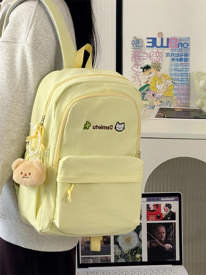Klassischer Schulrucksack mit Charakter-Dekor