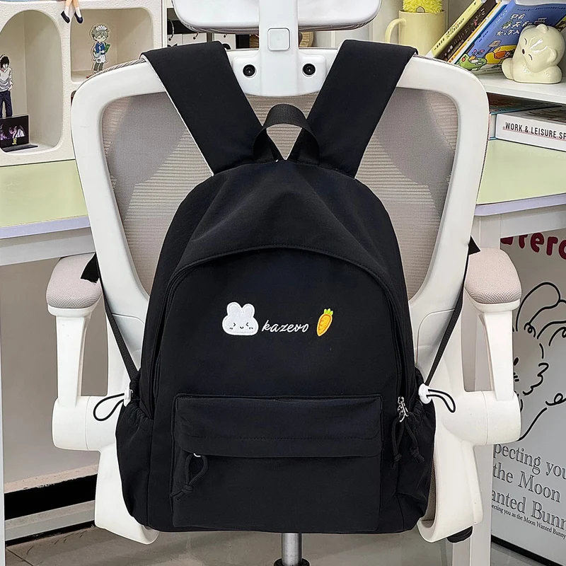 Klassischer Schulrucksack aus Canvas mit Charakter-Motiv