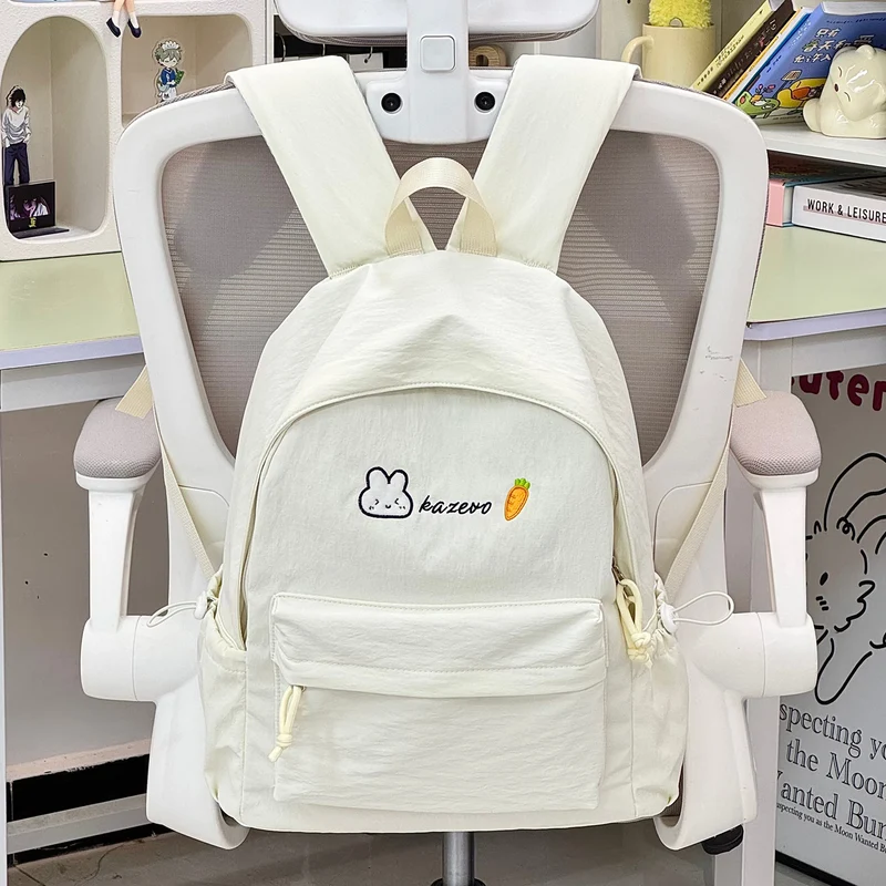 Klassischer Schulrucksack aus Canvas mit Charakter-Motiv