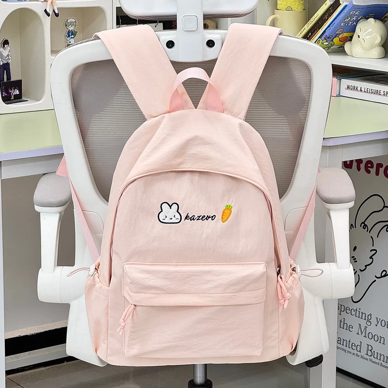 Klassischer Schulrucksack aus Canvas mit Charakter-Motiv