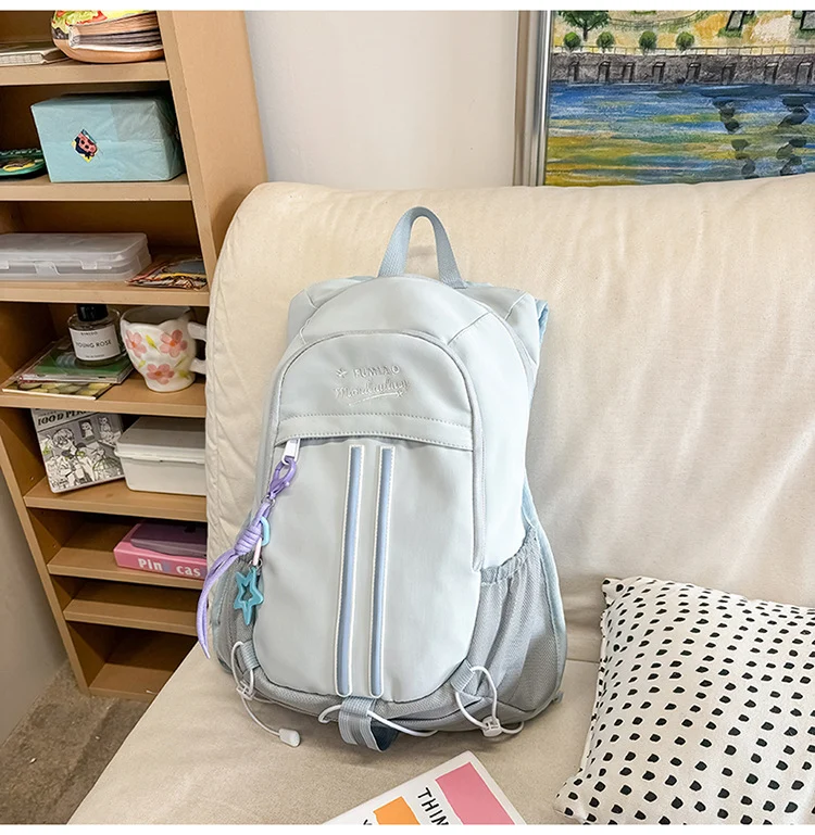 Leichter Reise-Schulrucksack mit mehreren Taschen