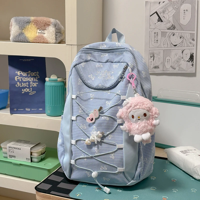 Leichter Freizeit-Schulrucksack mit mehreren Taschen