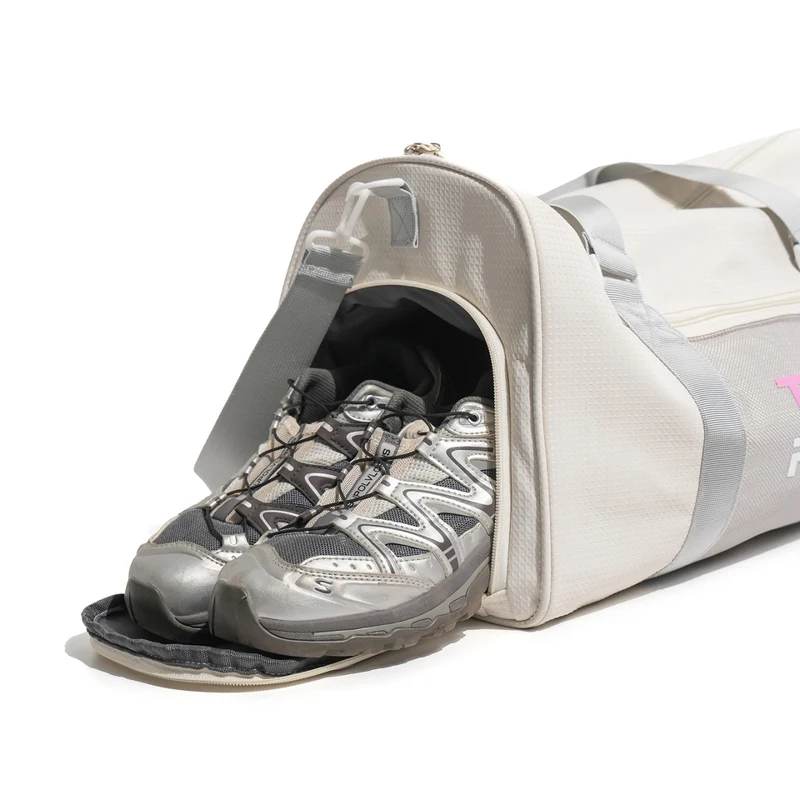 Sportliche Wochenendtasche mit multifunktionalen Fächern und verstellbarem Schultergurt Skanto