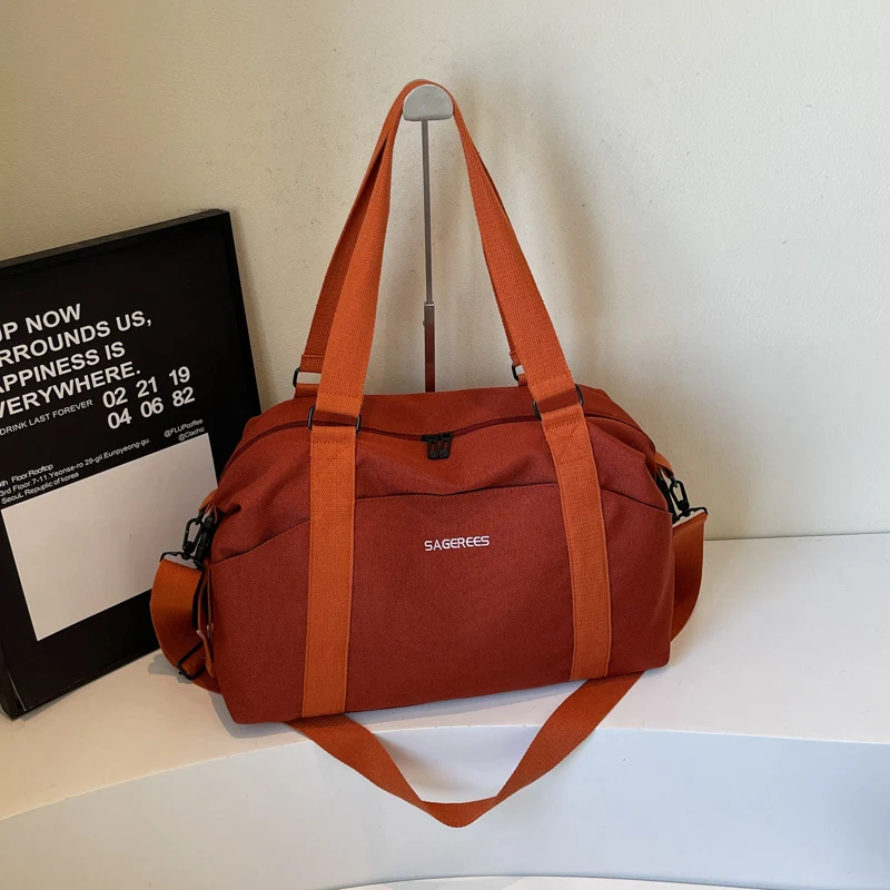 Sportliche Wochenendtasche mit ergonomischen Trageoptionen Skanto