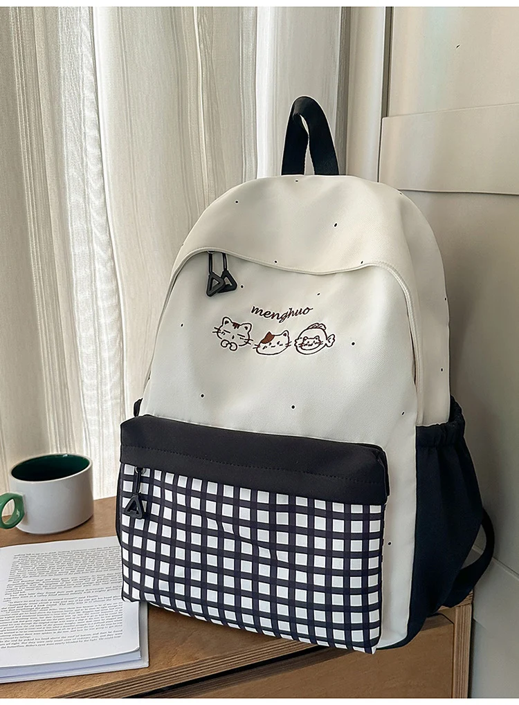 Niedlicher Schulrucksack mit Charakter-Print
