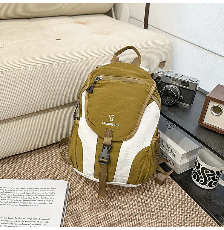 Multifunktionaler natürlicher transparenter Schulrucksack