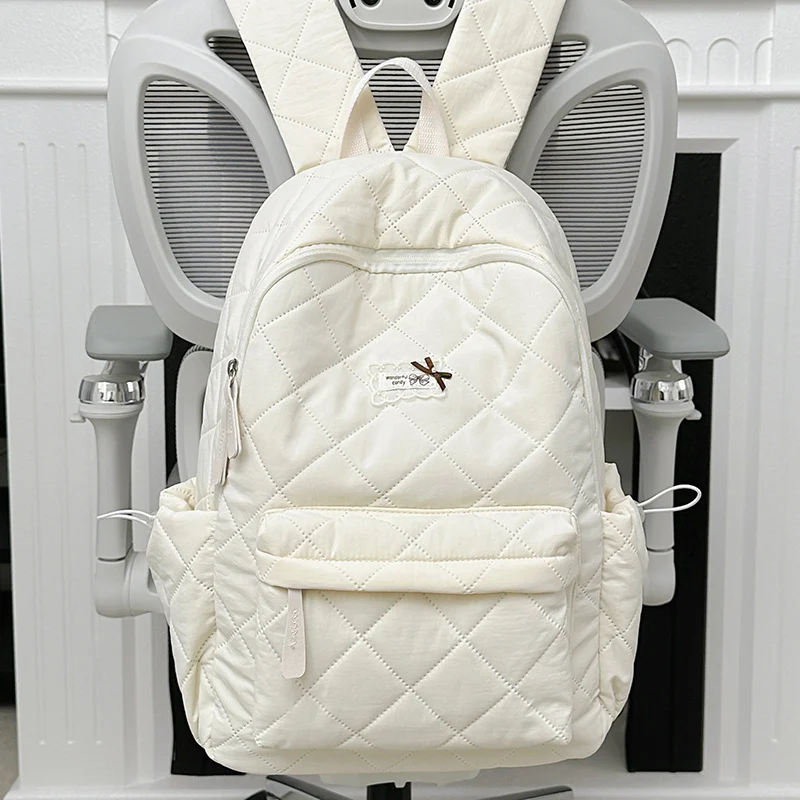 Niedlicher Schulrucksack mit gepolsterten Hasenohren