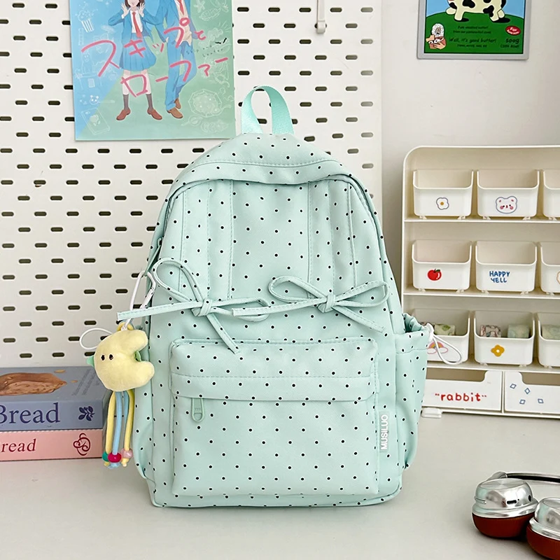 Niedlicher Studentenrucksack mit Tupfen