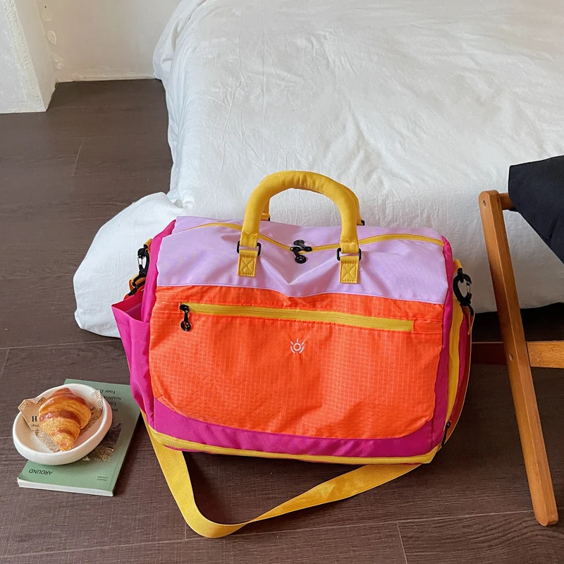 Sportliche Reisetasche mit funktionalem Design Skanto