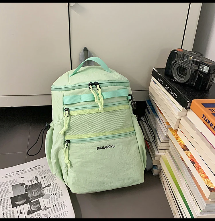 Reise-Schulrucksack mit vielen Taschen