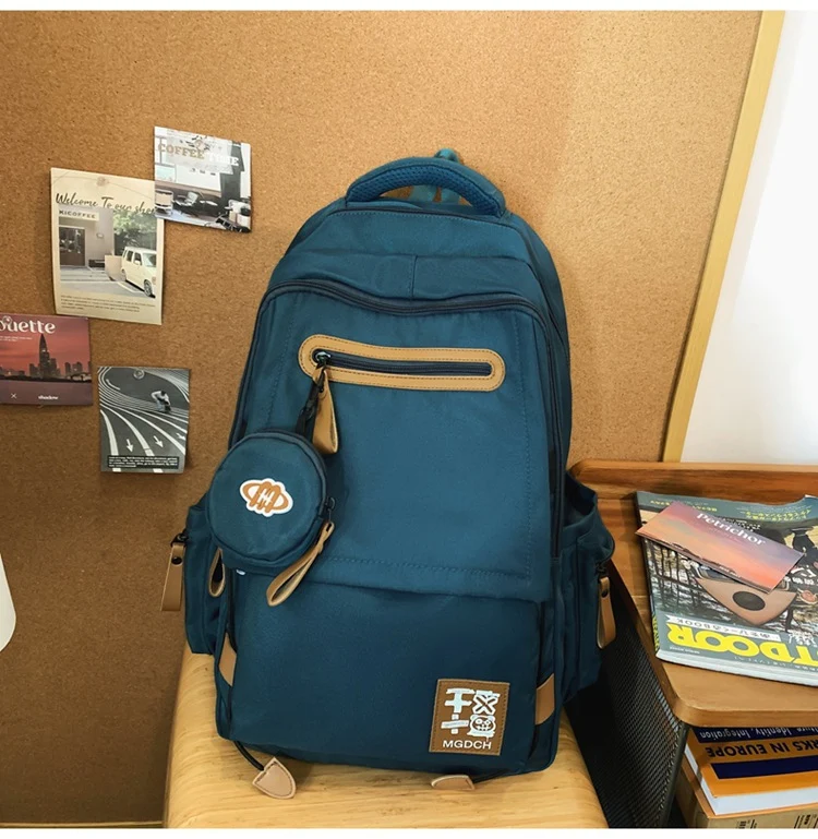 Funktionaler Schulrucksack mit vielen Taschen