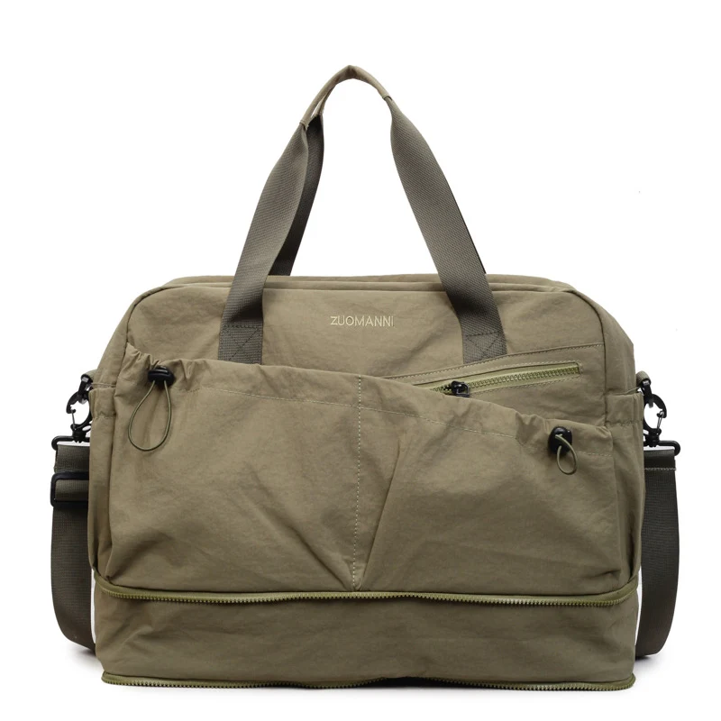 Sportliche und funktionale Reisetasche mit mehreren Außentaschen Skanto