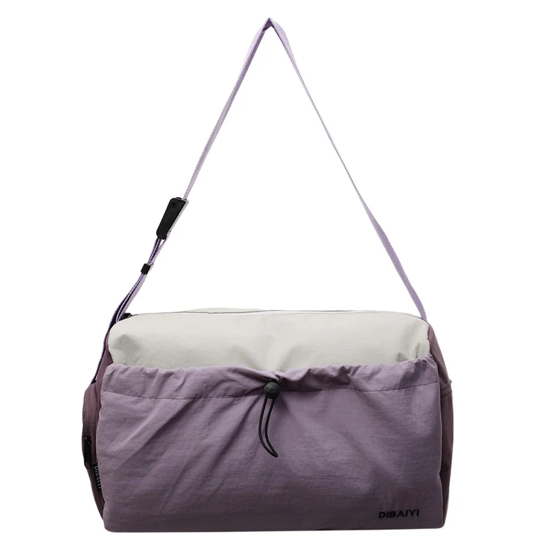 Sportliche Umhängetasche mit vielseitigem Taschen-Design Skanto