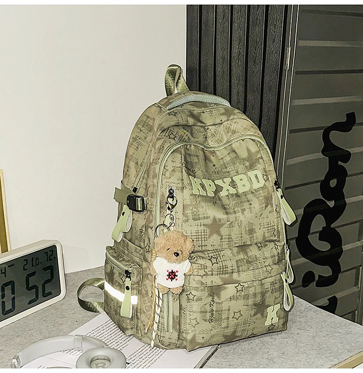 Multifunktionaler Schulrucksack mit Grafikdruck