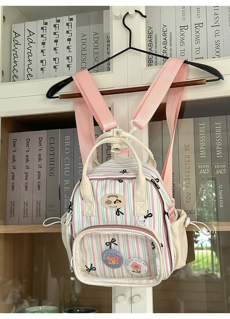 Niedlicher karierter Mini-Schulrucksack