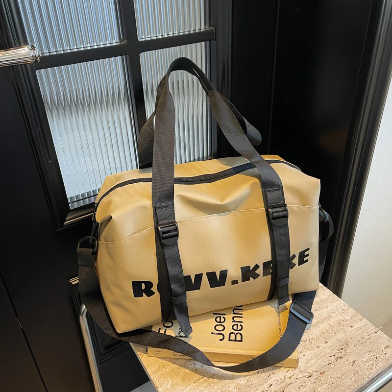 Sportliche Multifunktions-Reisetasche mit verstellbarem Schultergurt Skanto