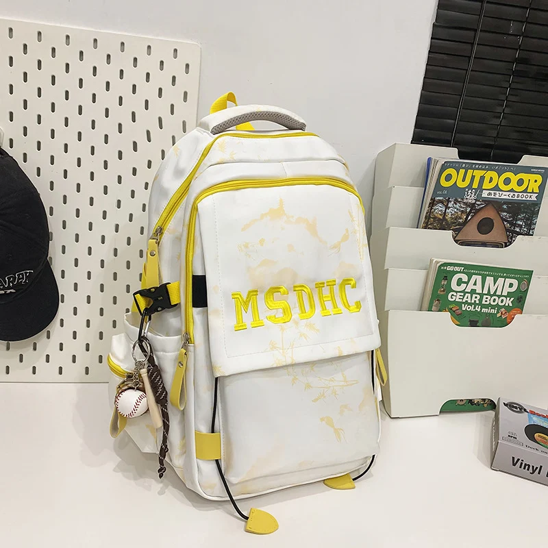 Urbaner Rucksack mit künstlerischem Design