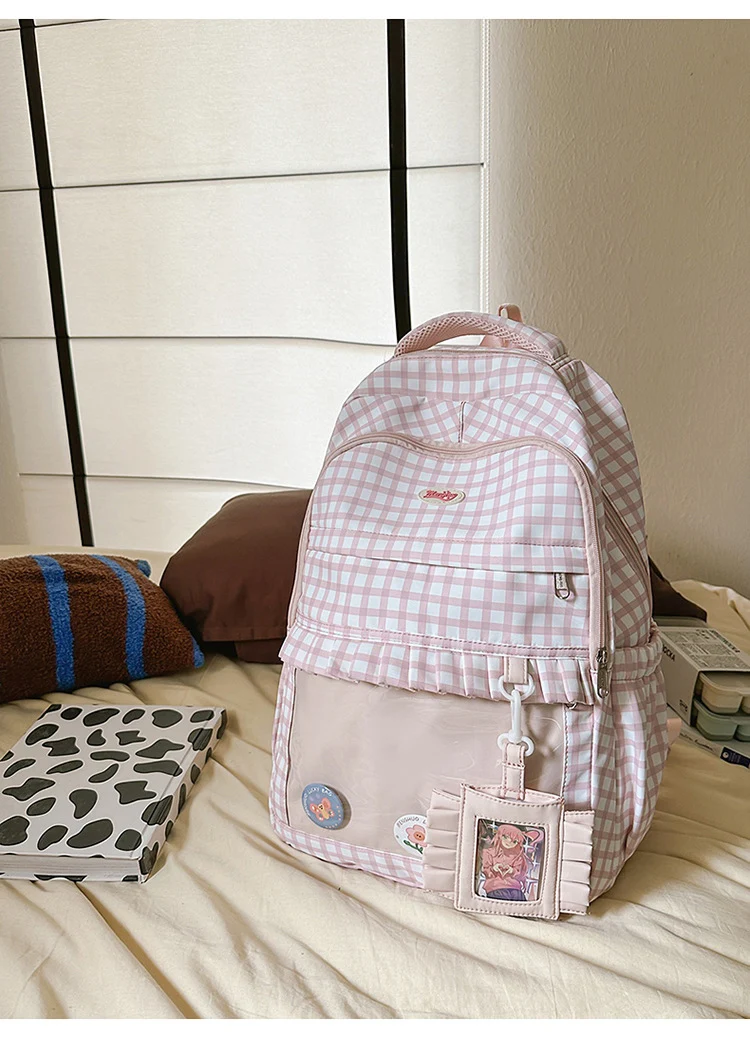 Klassischer stylischer Schulrucksack mit vielen Fächern