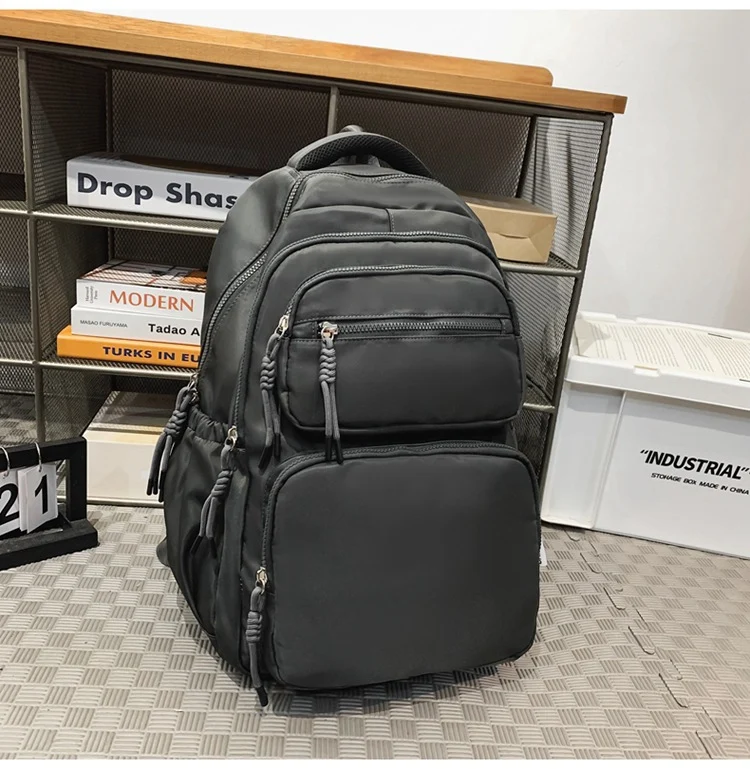 Multifunktionaler Urbaner Schulrucksack