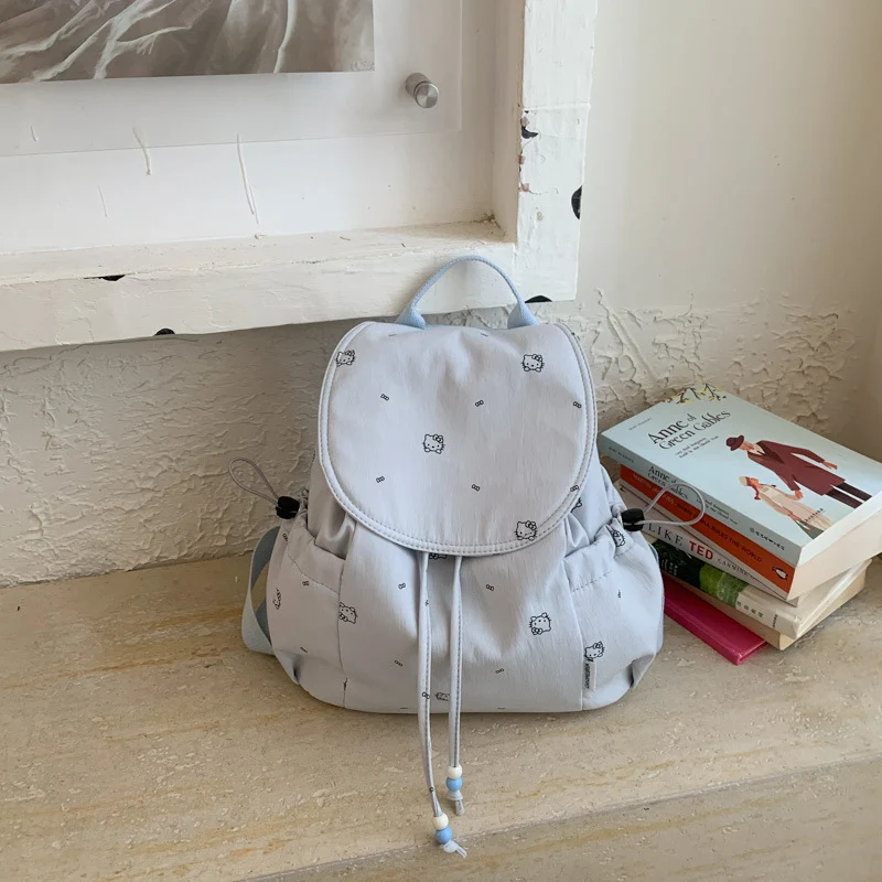 Leichter Schulrucksack mit Kordelzugverschluss