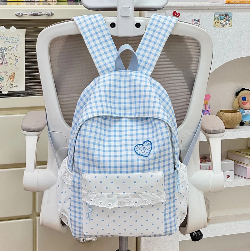 Niedlicher gemusterter Schulrucksack für den Schulanfang