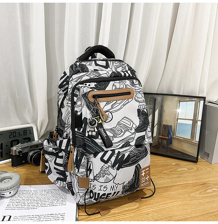 Schulrucksack mit Grafikdesign und hoher Kapazität